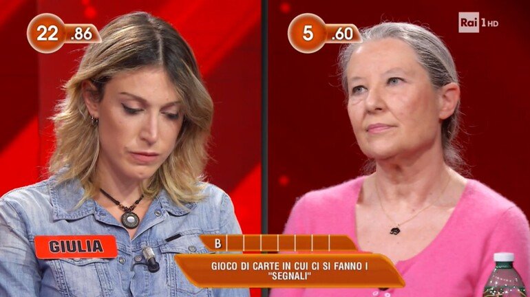 L'eredità, la professoressa Monica si congeda dal programma