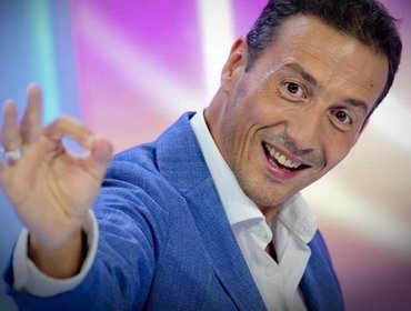 Alessandro Greco conduce UnoMattina Estate: ritorno in tv come giusto che sia