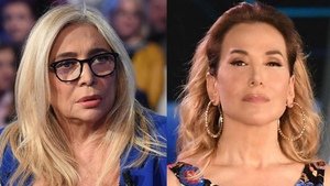 Barbara d'Urso e Venier insultate: Mara reagisce, account Mediaset sospeso