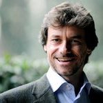 Alberto Angela con le Meraviglie riceve il Tapiro di Striscia