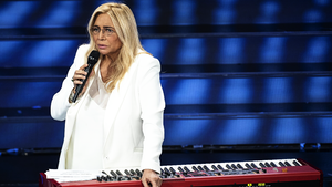 Scaletta Domenica In da Sanremo 2023, qualche cantante dà forfait a Mara Venier?