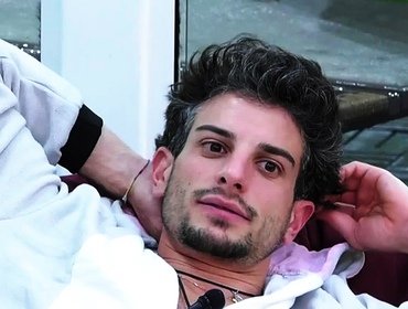 GF, Garibaldi dimesso dall'ospedale. Come sta e ultime news sul rientro