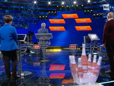Ascolti TV 20 novembre 2022: L'Eredità in versione inedita, Sara rifiuta 'l'Offerta'