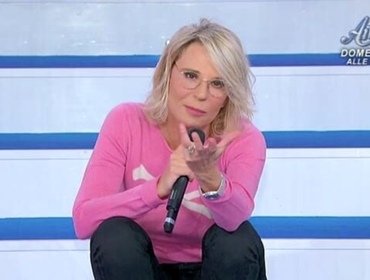Maria De Filippi caccia due protagonisti: cosa vedremo a Uomini e Donne