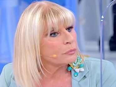 Uomini e Donne, ex corteggiatore di Gemma Galgani sta male: «Vorrei morire»