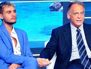 Isola, Cecchi Paone svela: «Simone era finito in terapia semi-intensiva»