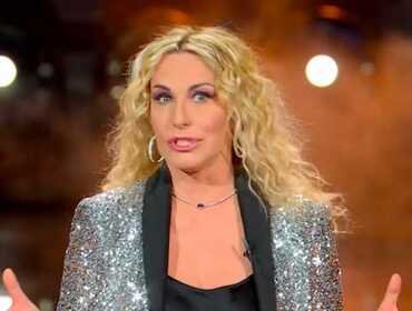 Antonella Clerici, reazione a Io Canto Senior che copia The Voice