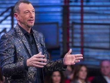 Soliti Ignoti non va in onda stasera: Amadeus sospeso e quando ritorna