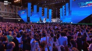 Stasera in tv 7 luglio 2022: Tim Summer Hits e Scherzi a parte
