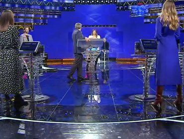 L'Eredità, Flavio Insinna chiede scusa a Samira per averla svegliata
