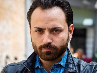 Un posto al sole, spoiler: caccia a Lello Valsano
