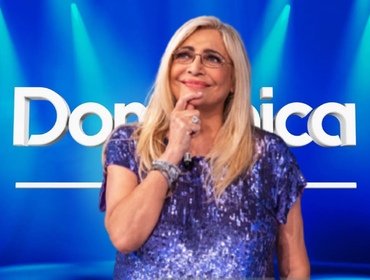 Mara Venier festeggia 30 anni in tv, confermata a Domenica In 2023-2024?