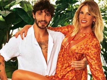 Stefano De Martino e Alessia Marcuzzi «rapporti intimi nei camerini»