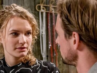 Tempesta d'amore, spoiler tedeschi: Hannes fa la proposta a Maja, ma lei...