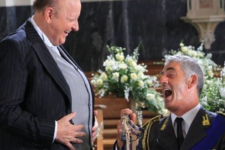 Stasera in tv, oggi 5 settembre 2021: Grand Hotel e Matrimonio a Parigi