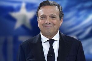 Tiki Taka: confermata la conduzione di Piero Chiambretti anche per il prossimo anno