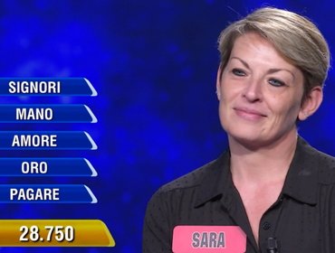 L'Eredità, Sara paga 'pegno' e perde il 'biglietto' vincente: 'Io non la farei giocare'