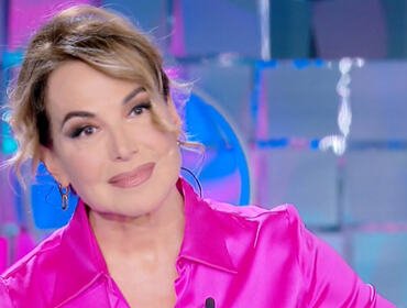 Barbara d'Urso «sia in Rai che a Mediaset»: nuovo scoop sull'accordo