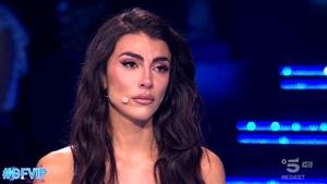 Giulia Salemi toccante sfogo spiazza i fan: «Viviamo tutti nella paura»