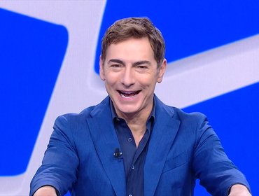 Ascolti TV 23 luglio 2022, Marco Liorni tiene duro con Reazione a Catena