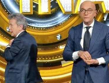 GF e Signorini, cala mannaia di Pupo: sputa nel piatto dove ha mangiato