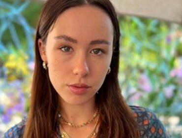 Aurora Ramazzotti ufficializza gravidanza: «Abbiamo dovuto negare»