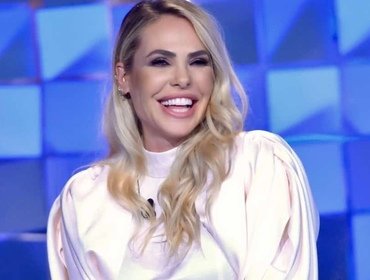 Ilary Blasi non vuole mantenimento da Totti ma figli e villa: è scontro legale