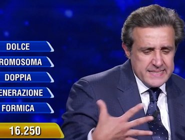 L'Eredità, Flavio Insinna durante il confronto: 'Che è sta cafonata?'