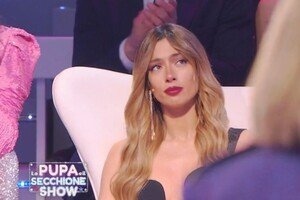 Stasera in tv, 29 marzo 2022: La pupa e il secchione show e Il diavolo veste Prada