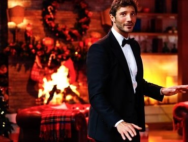 Da Natale a Santo Stefano: critiche feroci per De Martino su Rai2