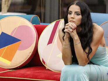 Shaila Gatta sta male ma qualcosa non quadra: il vero dolore non ha tempo per Instagram