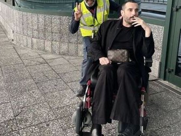 Pechino Express, Costantino Della Gherardesca parte in sedia a rotelle