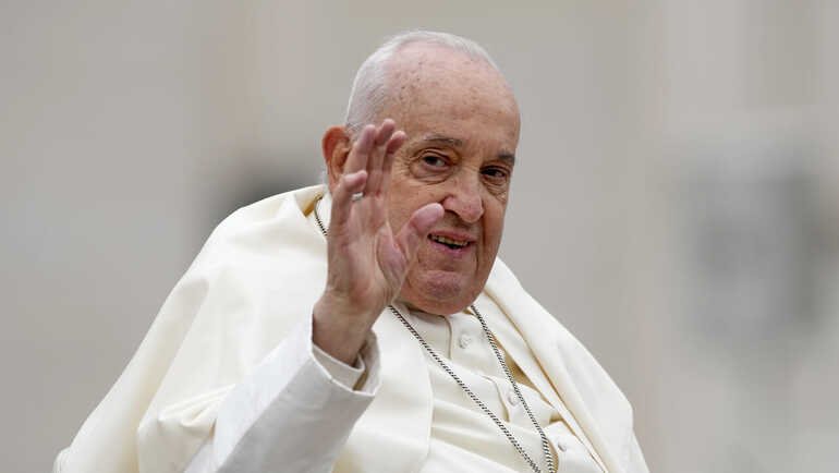Com'è morto Papa Francesco, causa del decesso: il malore fatale/ Ultim'ora e ultime news
