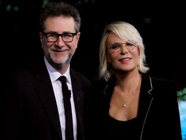 Maria De Filippi e Fabio Fazio su Canale 5: omaggio a Maurizio Costanzo