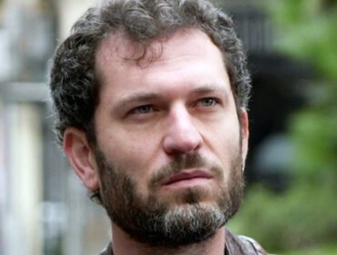 Un posto al sole, anticipazioni: Eduardo cambierà vita?
