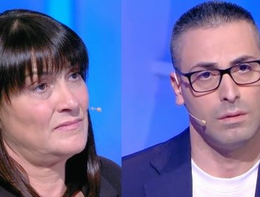 C'è Posta, figlio ripudia madre e lei sbrocca: «Distrutta la vita per te»