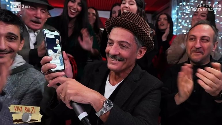 Sanremo 2023, «Giorgia squalificata»: Amadeus e Fiorello scherzano in diretta