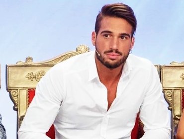 UeD, Alex Migliorini tronista gay: «Mi sono sposato ma tutto è già finito»