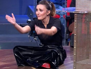 Ascolti TV 16 gennaio, Soliti Ignoti stravince: Serena Rossi si sdraia a terra dal dolore