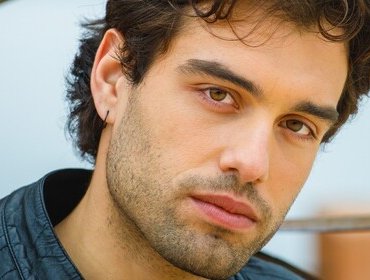 Un posto al sole, trama 9 agosto 2022: Nunzio non si arrende