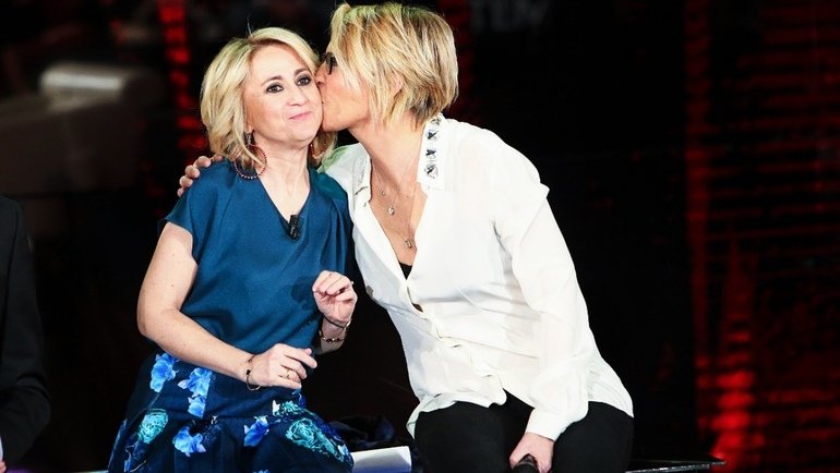 Luciana Littizzetto spiazza su Maria De Filippi: ecco com'è fuori dal lavoro