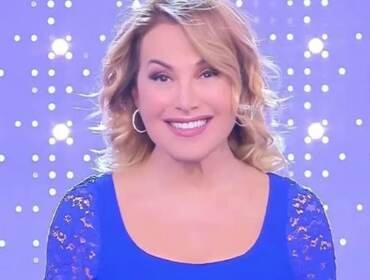 Barbara D'Urso torna in prima serata? Indiscrezione bomba: Mediaset la premia