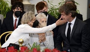 Ascolti TV 16 agosto 2022, risale Reazione a Catena: i funerali di Piero Angela e il trionfo di Jacobs