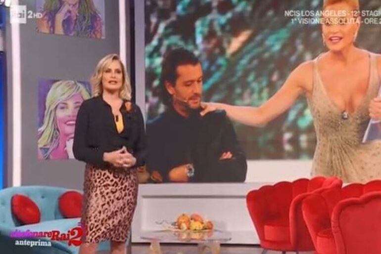 Citofonare Rai2, Simona Ventura ricorda Rossano Rubicondi