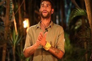 Isola dei Famosi, Jeremias abbandona: «Mi sono tolto un peso»