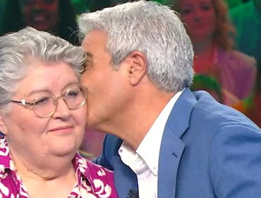 Reazione a Catena, i Treggiaioli vincono: il bacio di Pino e la gaffe sulla Sicilia