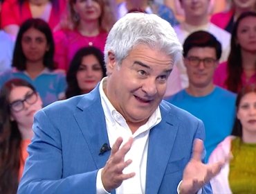 Reazione a Catena, tornano le Blondie e i Meno Tre: la gaffe sul lago romano