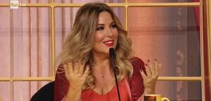 Stasera in tv, oggi 18 dicembre 2021: Ballando con le stelle e Uà Uomo di varie età