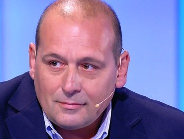 C'è Posta Per Te, Ivano umilia ex moglie: «Non sa usare neanche il bancomat»