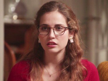 Un altro domani, trame dal 1° al 5 agosto 2022: Julia umiliata